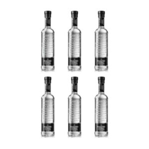 Caja con 6 Tequilas Maestro Dobel Diamante 700 ml